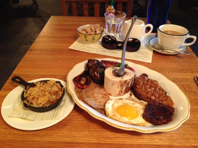 Gettin' proper English breakfasty wit it.